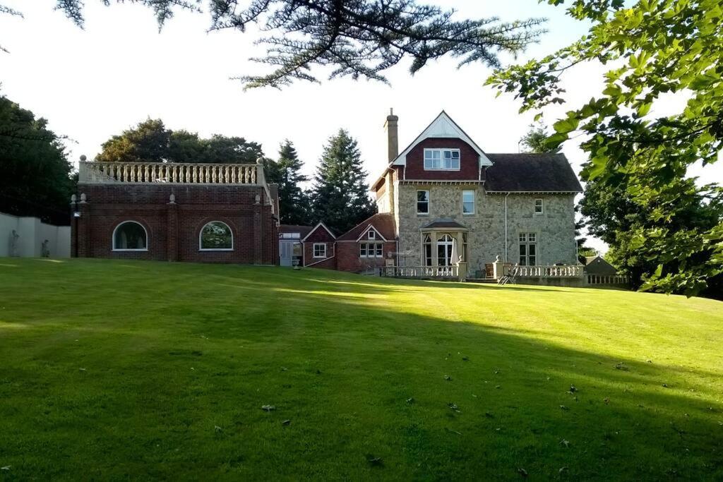 로체스터 Country Manor House With Indoor Pool And Hot Tub 빌라 외부 사진